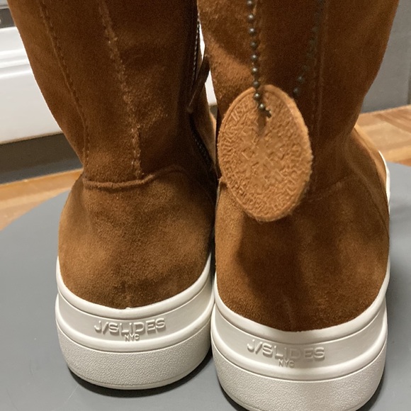 NWOT J/SLIDES boots - Picture 12 of 14